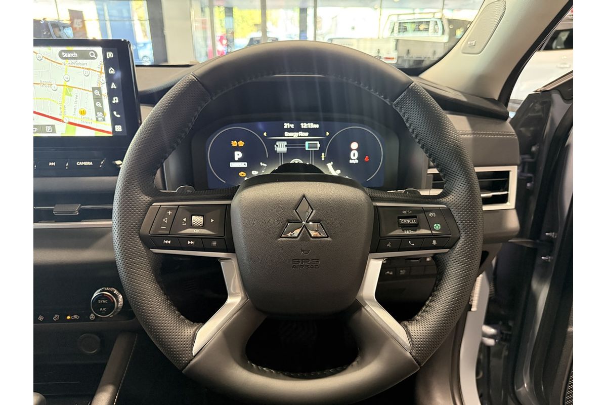 2025 Mitsubishi ZM Outlander ASPIRE 2.4L PHEV AWD 7ST