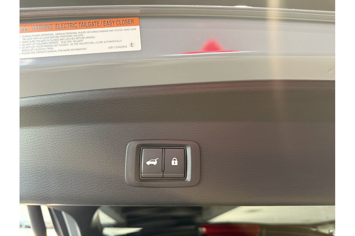 2025 Mitsubishi ZM Outlander ASPIRE 2.4L PHEV AWD 7ST