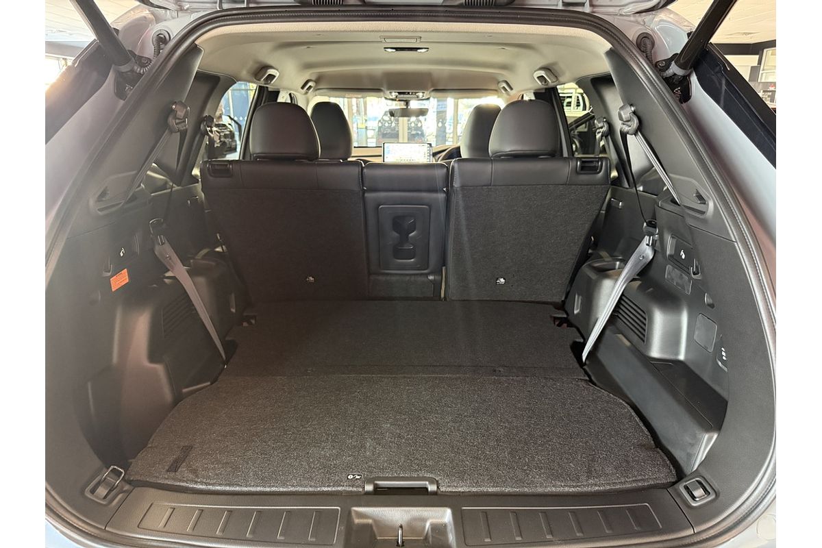 2025 Mitsubishi ZM Outlander ASPIRE 2.4L PHEV AWD 7ST