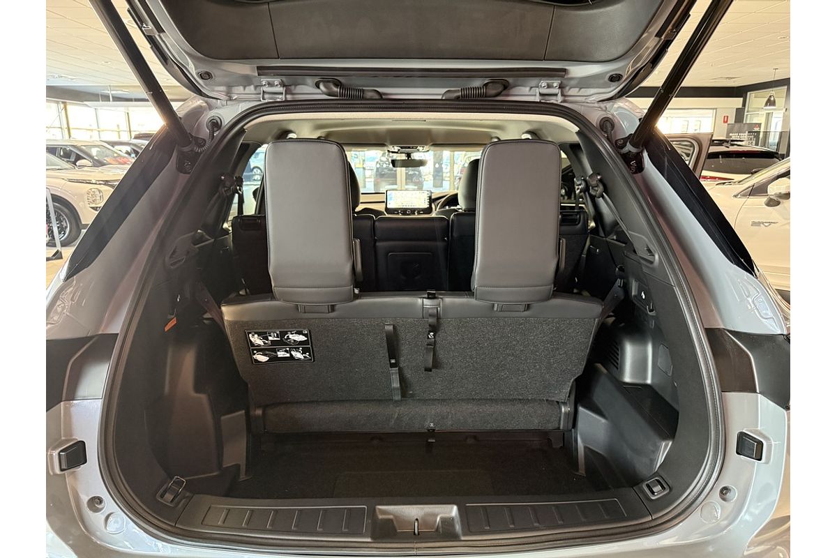 2025 Mitsubishi ZM Outlander ASPIRE 2.4L PHEV AWD 7ST