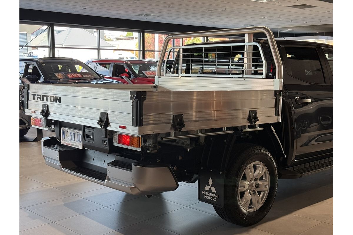 2025 Mitsubishi MV Triton GLX+ 2.4L D 6AT 4X4 DC CC