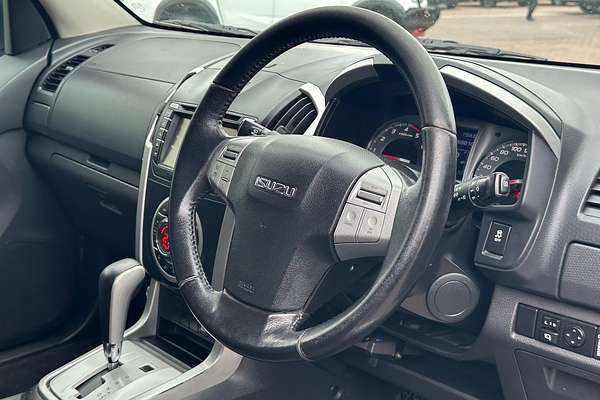 2014 Isuzu MU-X LS-T thumb-3