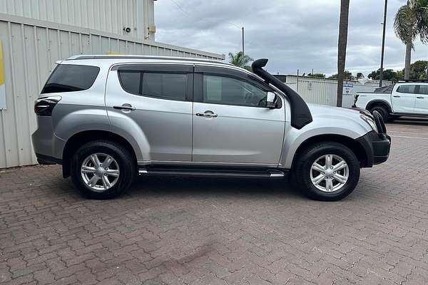 2014 Isuzu MU-X LS-T thumb-4