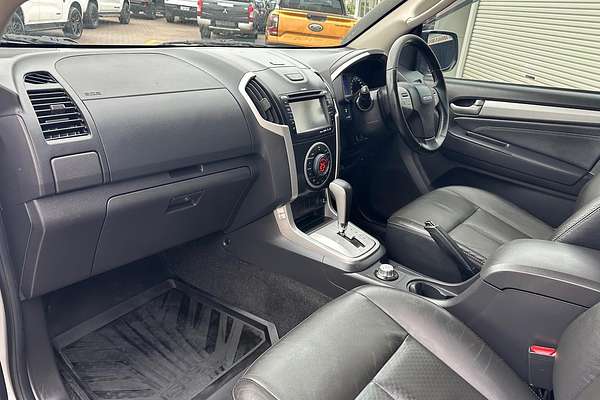 2014 Isuzu MU-X LS-T thumb-17