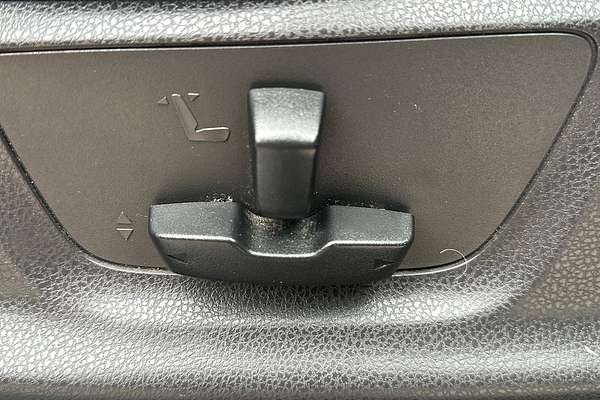 2014 Isuzu MU-X LS-T thumb-19