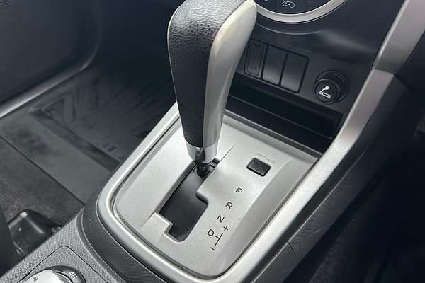 2014 Isuzu MU-X LS-T thumb-26