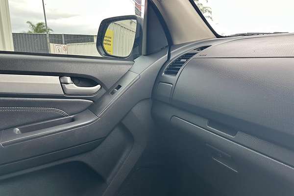 2014 Isuzu MU-X LS-T thumb-27