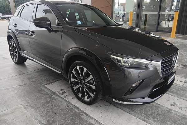 2022 Mazda CX-3 sTouring DK
