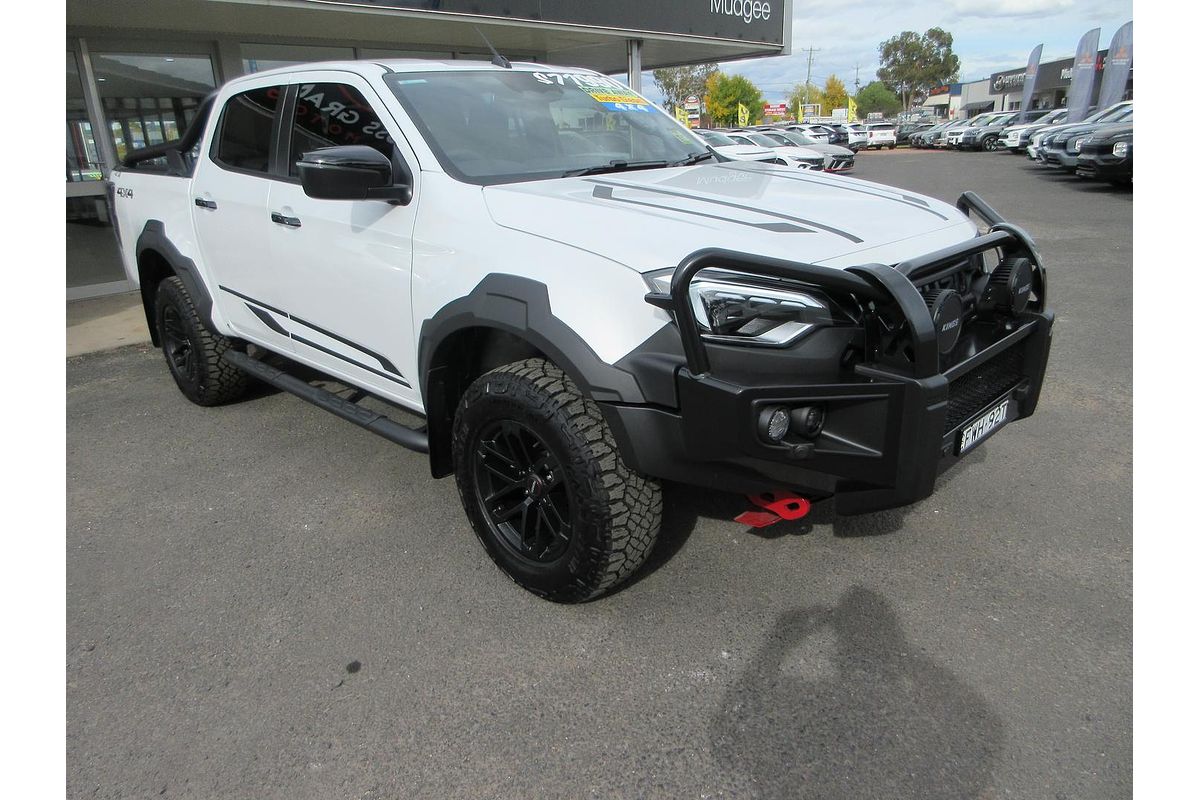 2025 Isuzu D-MAX BLADE 4X4