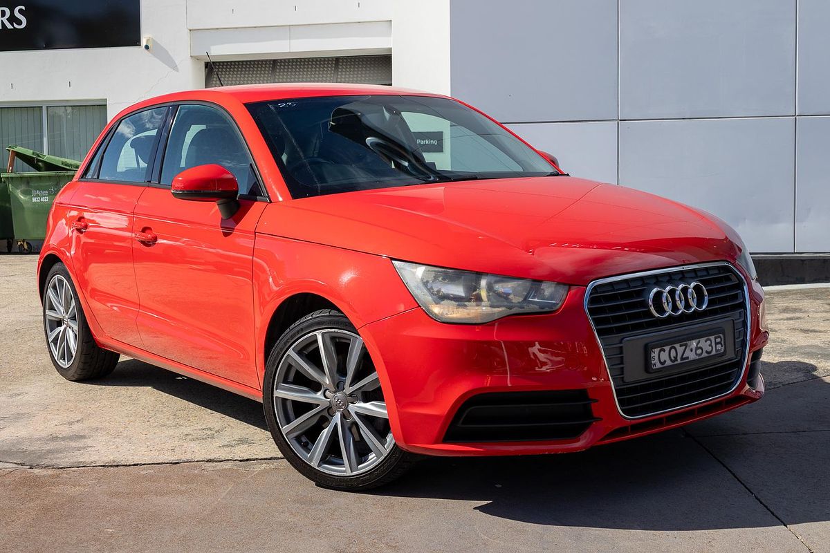 2013 Audi A1 Attraction 8X