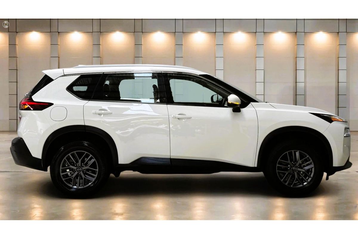 2024 Nissan X-TRAIL ST T33