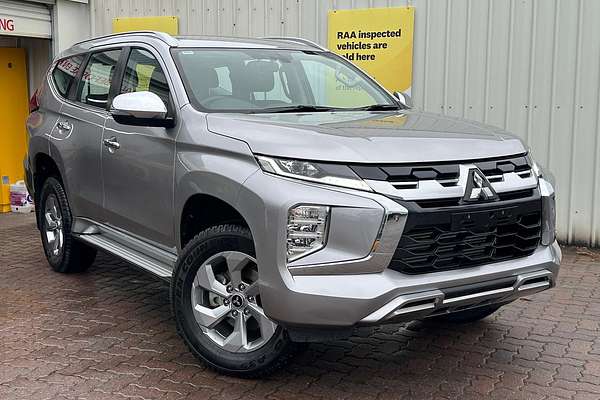2024 Mitsubishi Pajero Sport GLX QG thumb-0