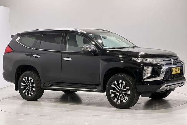 2023 Mitsubishi Pajero Sport GLS QF