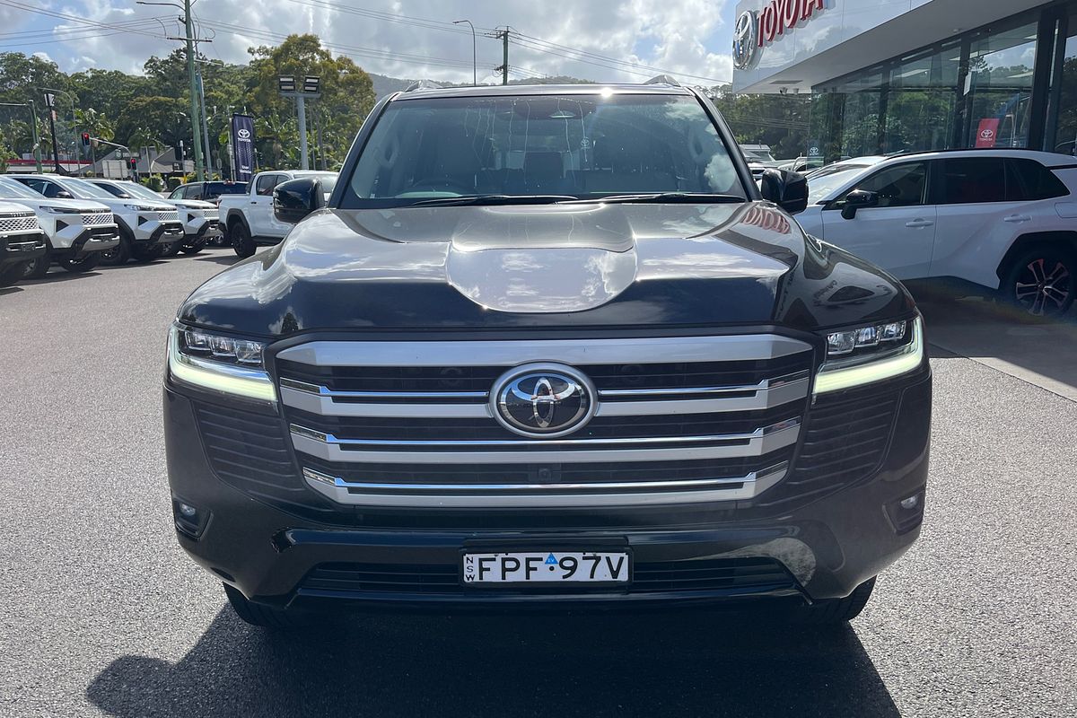 2025 Toyota Landcruiser VX FJA300R