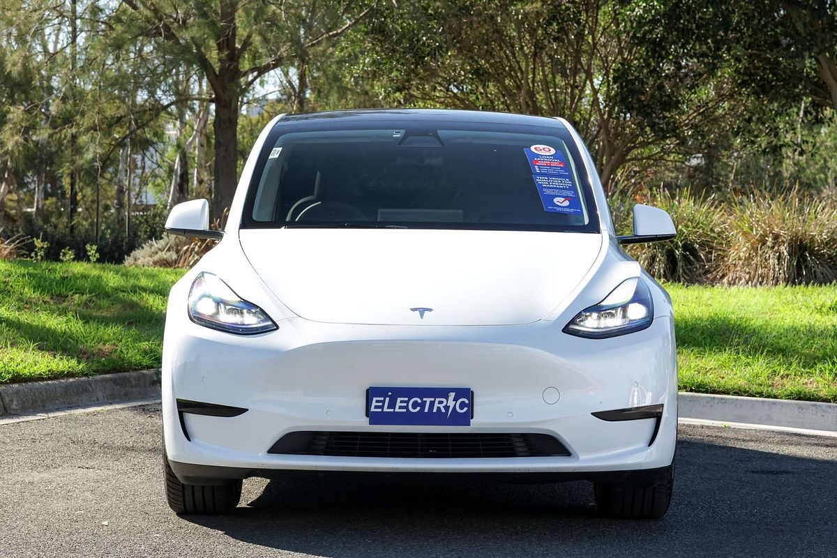 2022 Tesla Model Y Rear-Wheel Drive