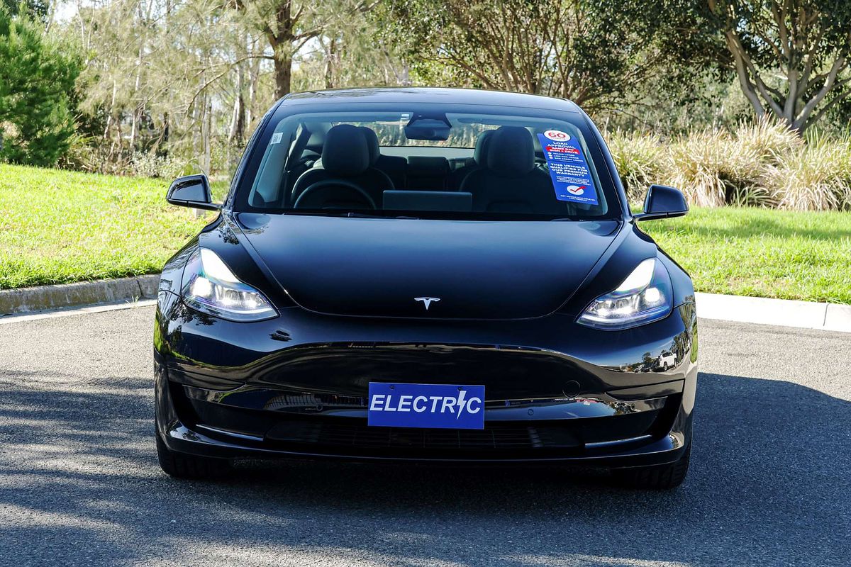 2023 Tesla Model 3 Rear-Wheel Drive