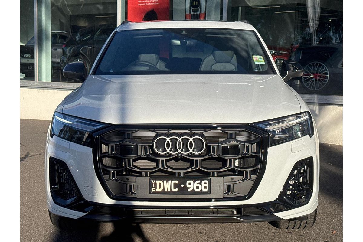 2025 Audi SQ7 TFSI 4M