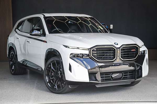 2025 BMW XM