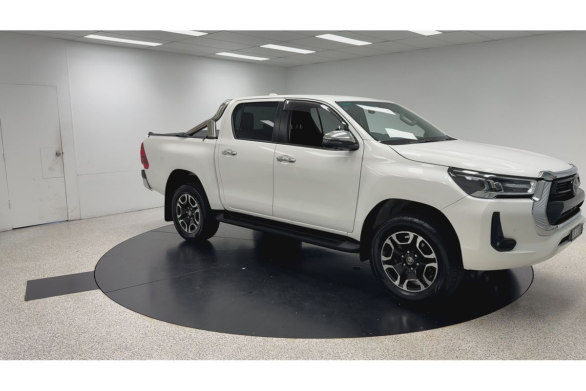 2023 Toyota Hilux SR5 GUN126R 4X4