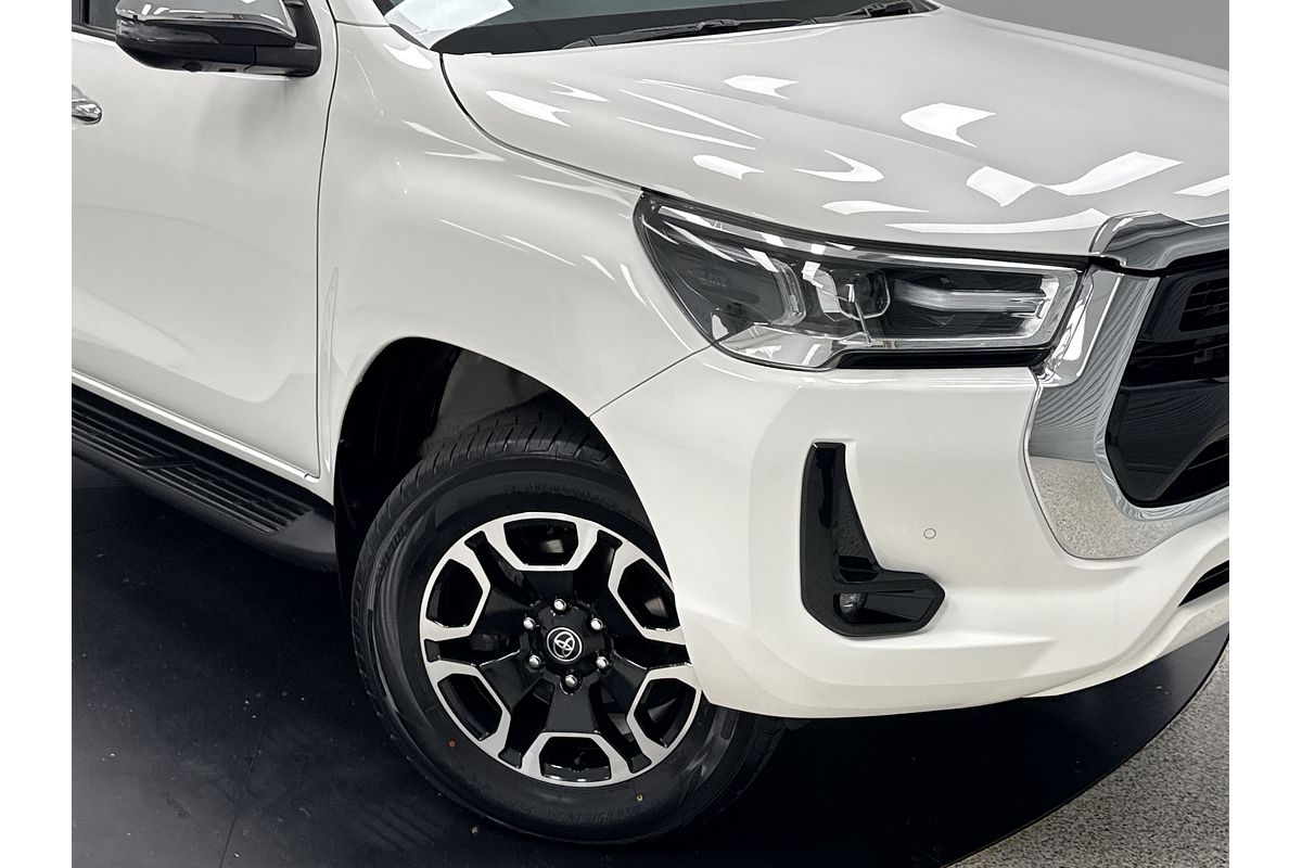 2023 Toyota Hilux SR5 GUN126R 4X4