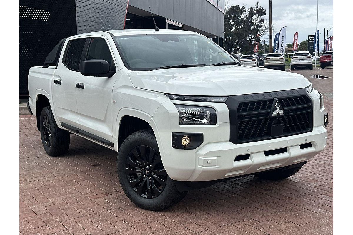 2025 Mitsubishi Triton GLX-R MV 4X4