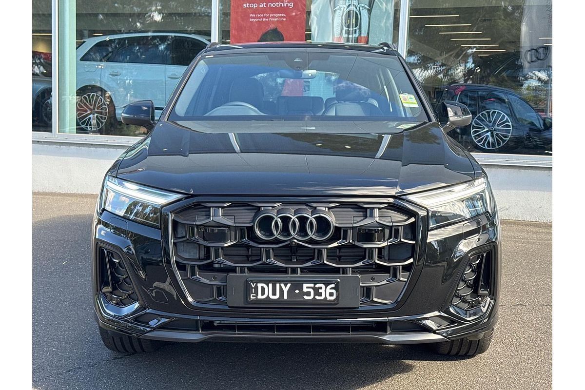 2025 Audi Q7 TFSI 185kW S line edition 4M