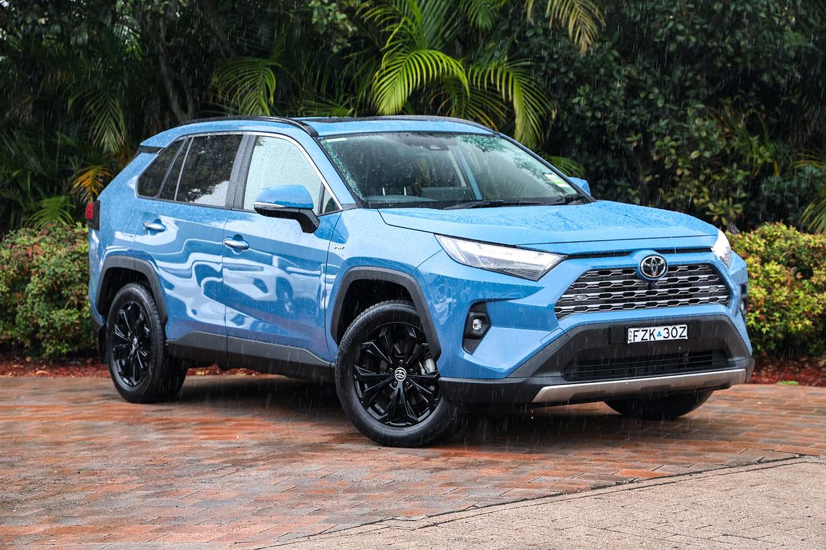 2025 Toyota RAV4 Cruiser AXAH52R