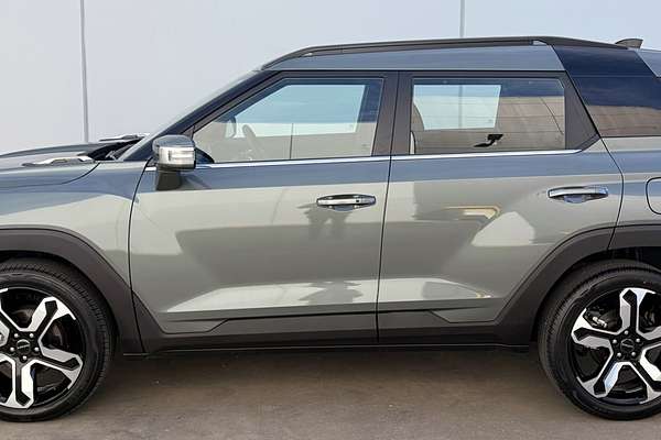 2025 KGM Torres Hybrid K40 J140