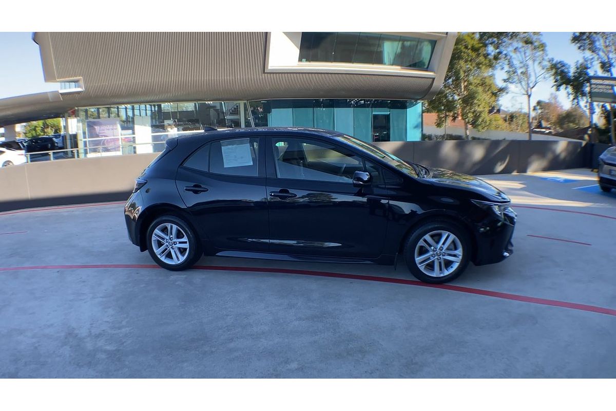 2019 Toyota Corolla Ascent Sport Hybrid ZWE211R
