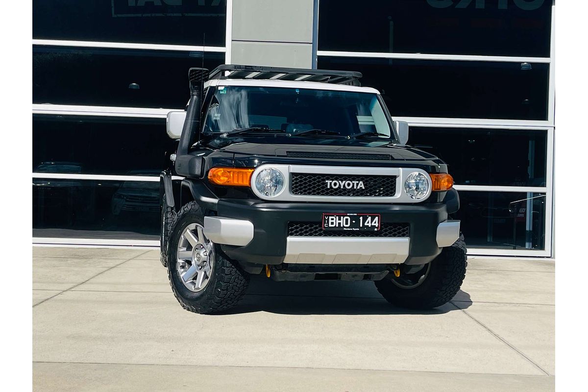 2016 Toyota FJ Cruiser GSJ15R