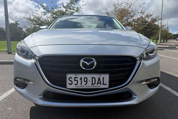 2018 Mazda 3 Touring BN Series thumb-2