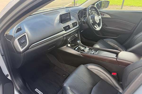 2018 Mazda 3 Touring BN Series thumb-14