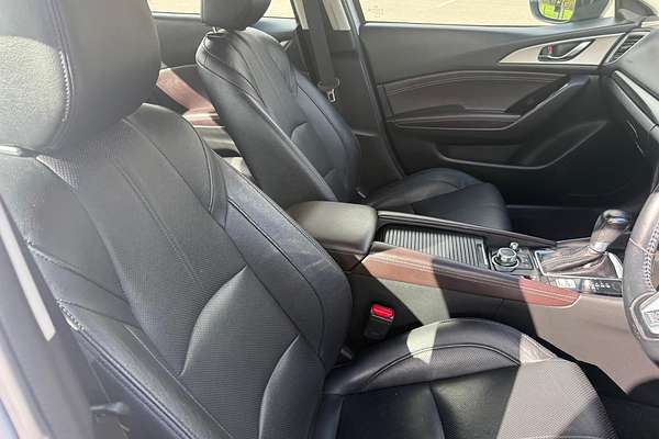 2018 Mazda 3 Touring BN Series thumb-20