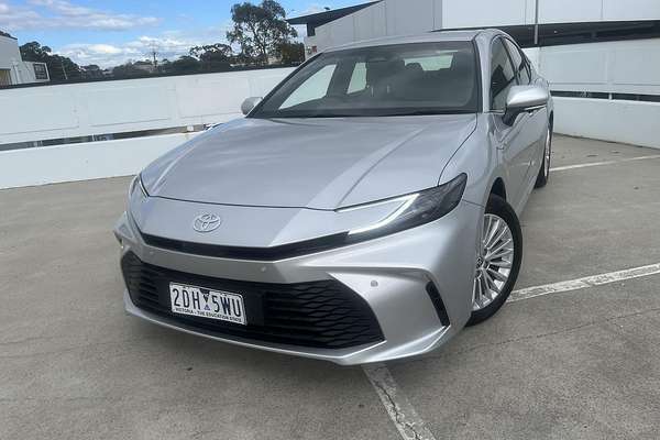 2025 Toyota Camry Ascent AXVH80R