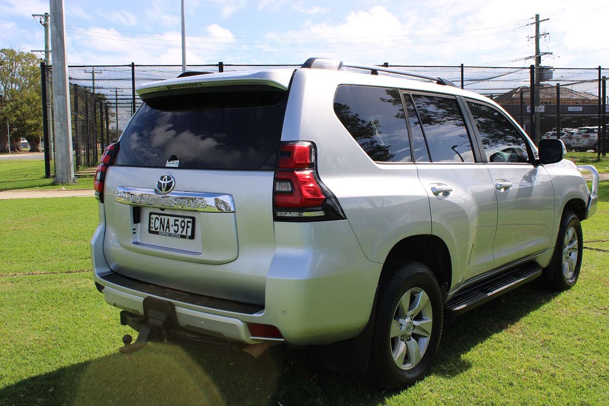 Prado GXL 2.8L T Diesel Automatic Wagon 4277430 003