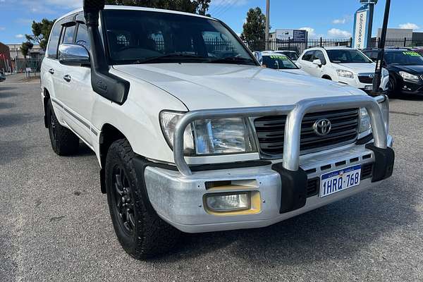 2002 Toyota Landcruiser Sahara HDJ100R