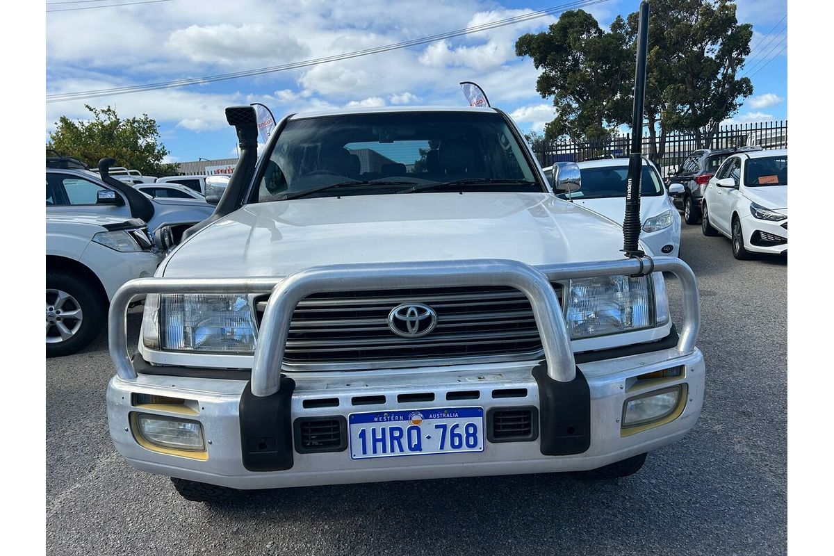 2002 Toyota Landcruiser Sahara HDJ100R