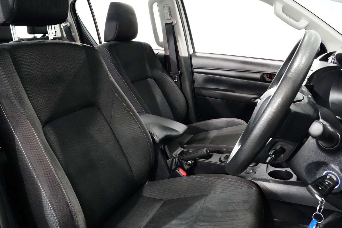 2022 Toyota Hilux SR GUN126R 4X4