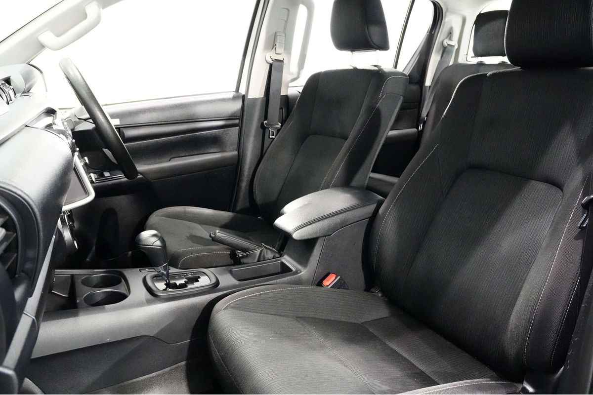2022 Toyota Hilux SR GUN126R 4X4