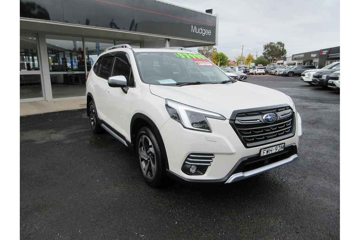 2023 Subaru Forester 2.5i-S S5