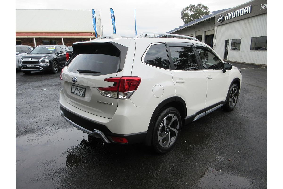 2023 Subaru Forester 2.5i-S S5