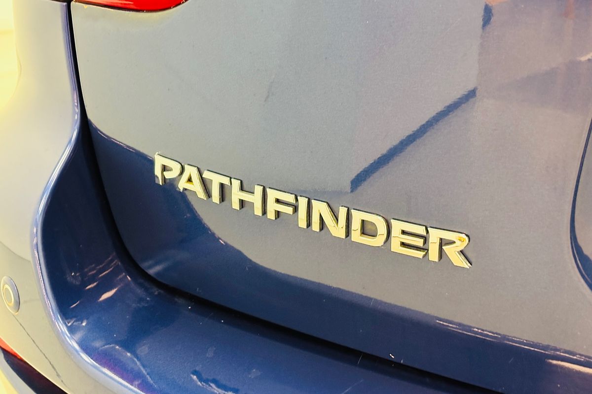 2018 NISSAN PATHFINDER ST-L (4x4)  4D WAGON V6 