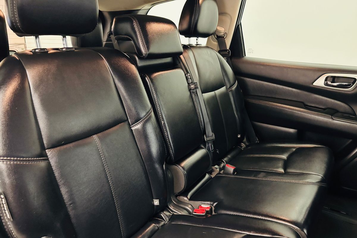 2018 NISSAN PATHFINDER ST-L (4x4)  4D WAGON V6 