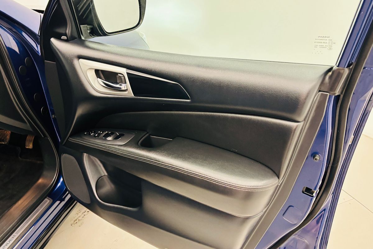 2018 NISSAN PATHFINDER ST-L (4x4)  4D WAGON V6 