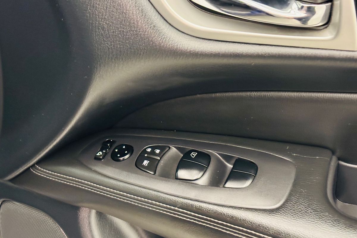 2018 NISSAN PATHFINDER ST-L (4x4)  4D WAGON V6 