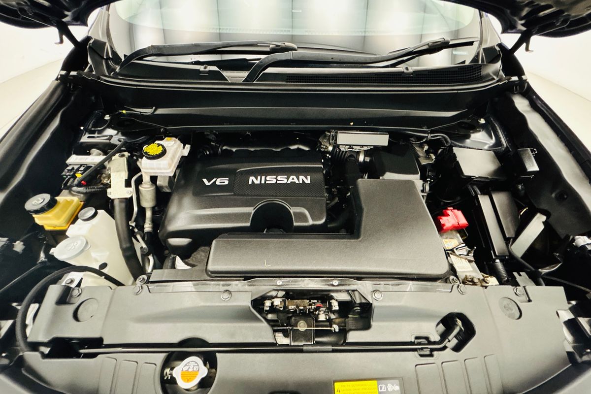 2018 NISSAN PATHFINDER ST-L (4x4)  4D WAGON V6 