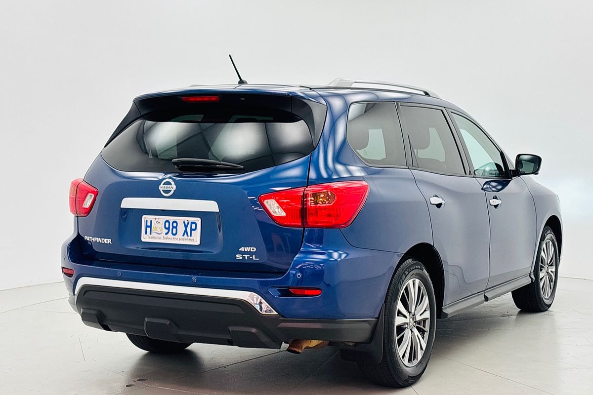 2018 NISSAN PATHFINDER ST-L (4x4)  4D WAGON V6 