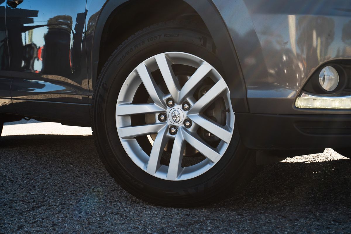 2015 Toyota Kluger GX GSU50R