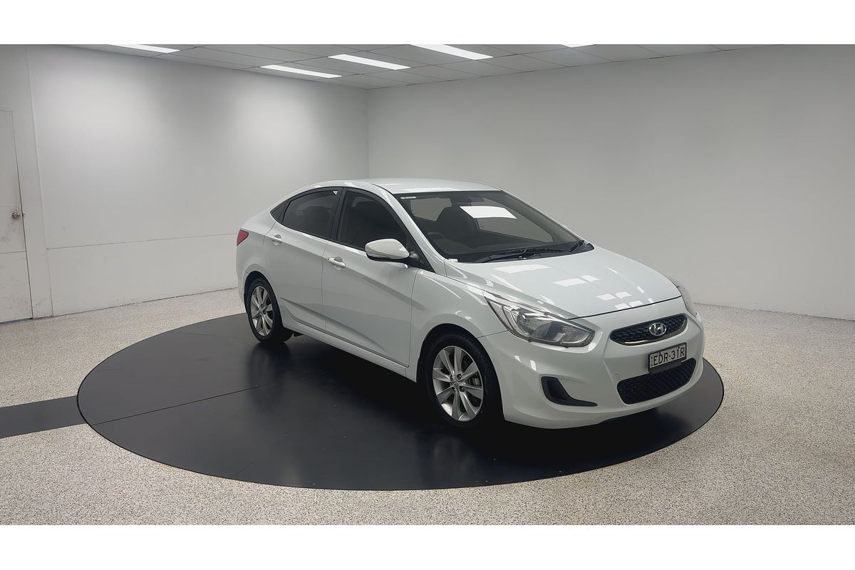 2019 Hyundai Accent Sport RB6