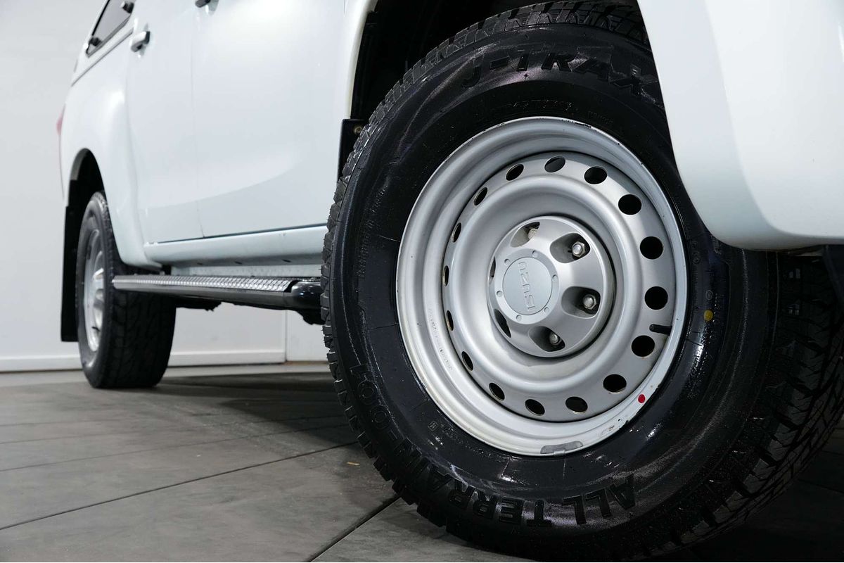 2018 Isuzu D-MAX SX High Ride Rear Wheel Drive